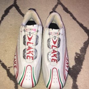 Lake CX 170 road cycling shoes.